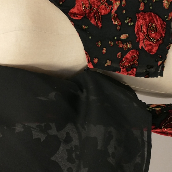 Holiday Wrap Blouse Silk Velvet Burnout Red Roses on Black Sexy Low V Sheer Sle - Picture 7 of 11